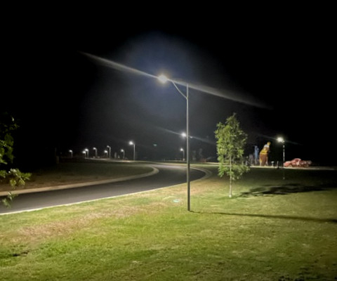 solar street lighting at night