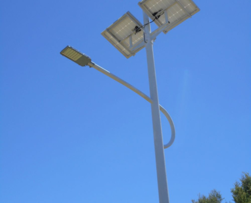 hybrid-solar-installation-3 installation of a hybrid wind solar light tower