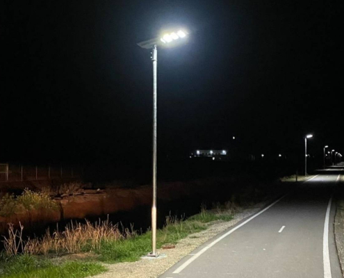 solar pathway lights in Griffith, NSW