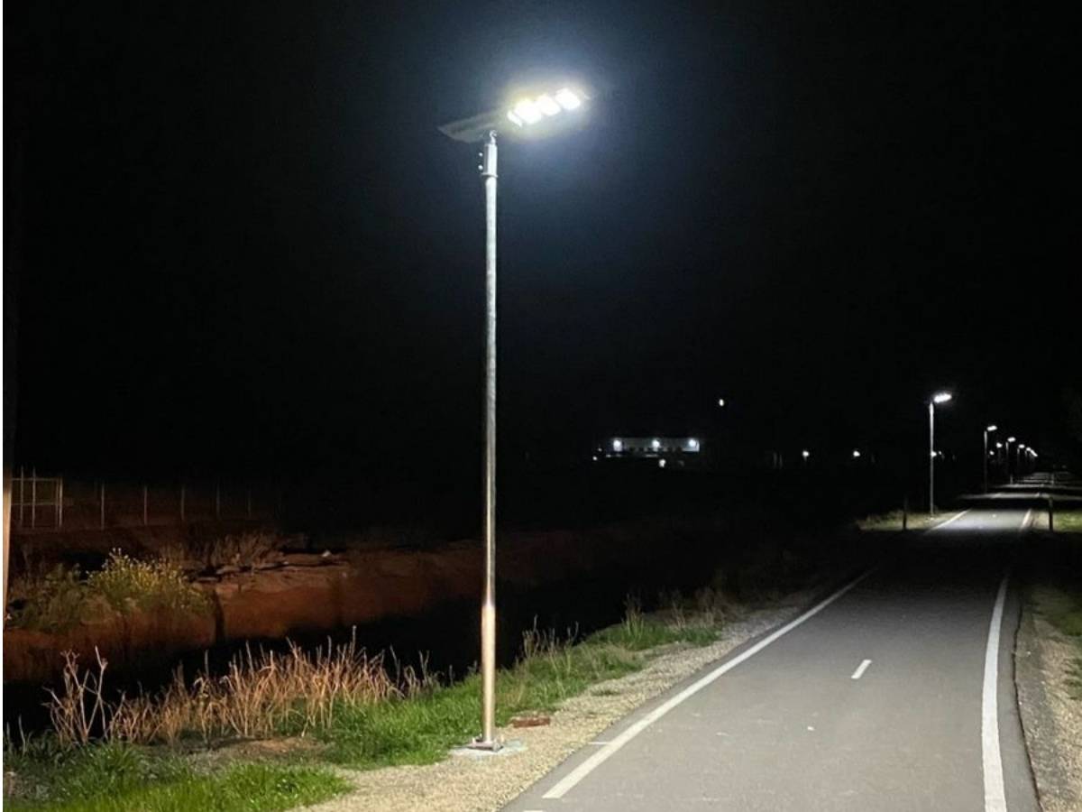 solar pathway lights in Griffith, NSW